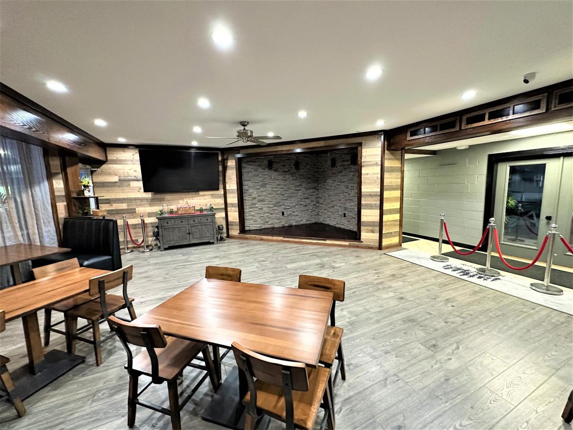 Lakehouse *Hottub*Jacuzzi*Firepit*Bbq*Pool Long Pond ภายนอก รูปภาพ